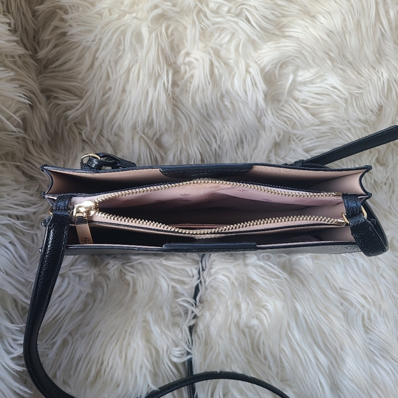 Kate Spade New York Black Eva Crossbody- Excellent Condition - Picture 6 of 12